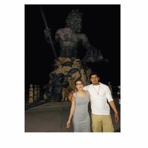 Meet your Posher, Leslie